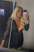 Roma Trans Camilla Brazil 389 90 59 453 foto selfie 1