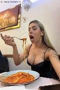 Milano Trans Pornostar Riane Mello 338 82 35 590 foto selfie 8