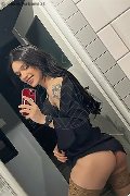 Milano Trav Julia 324 26 10 195 foto selfie 6